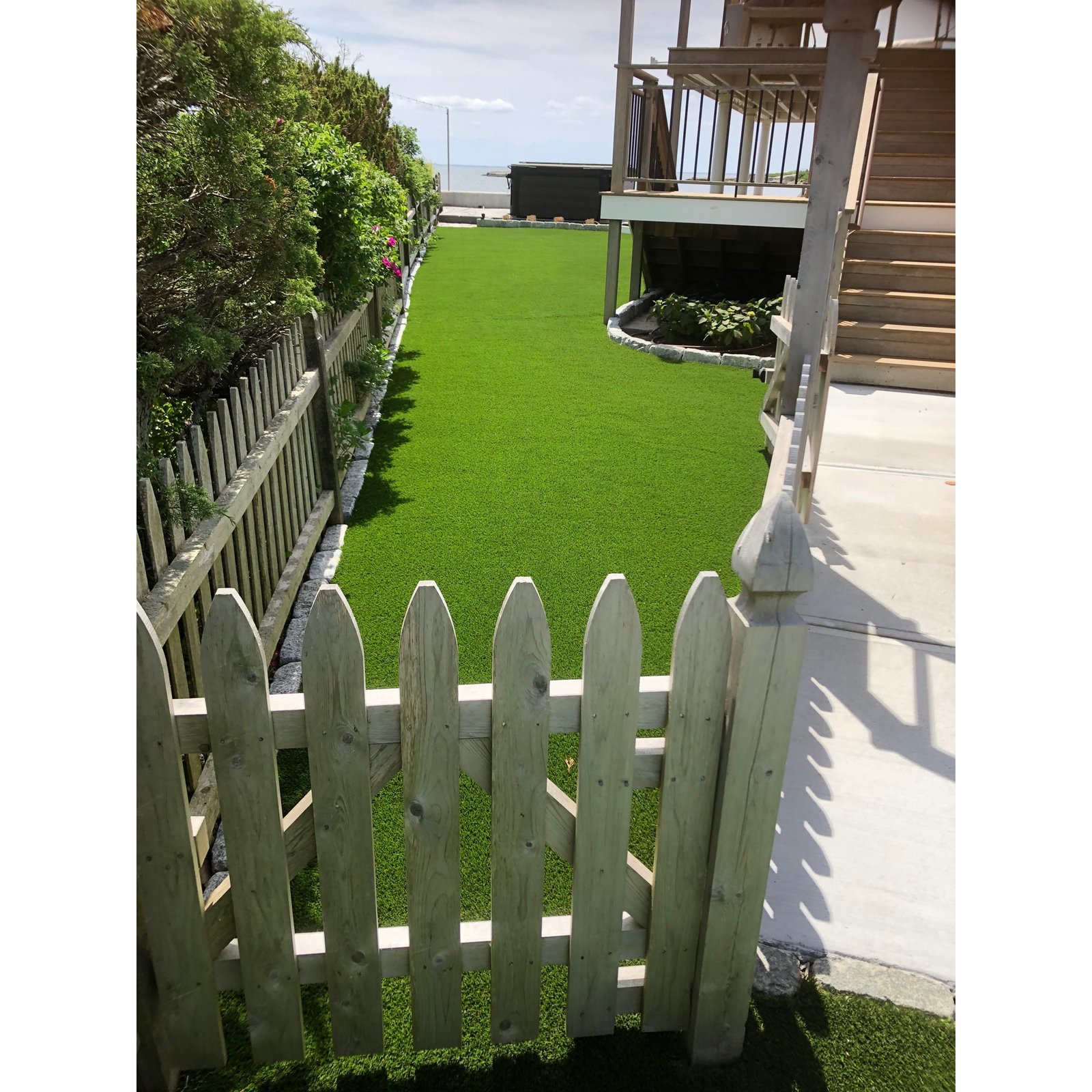 Premium synthetic lawn