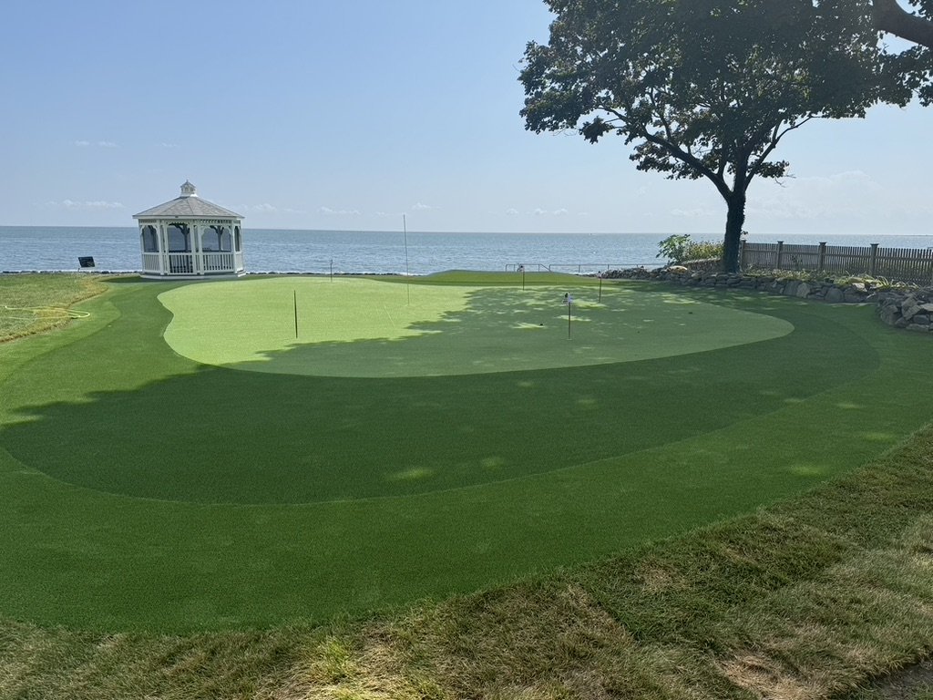 Custom putting green project