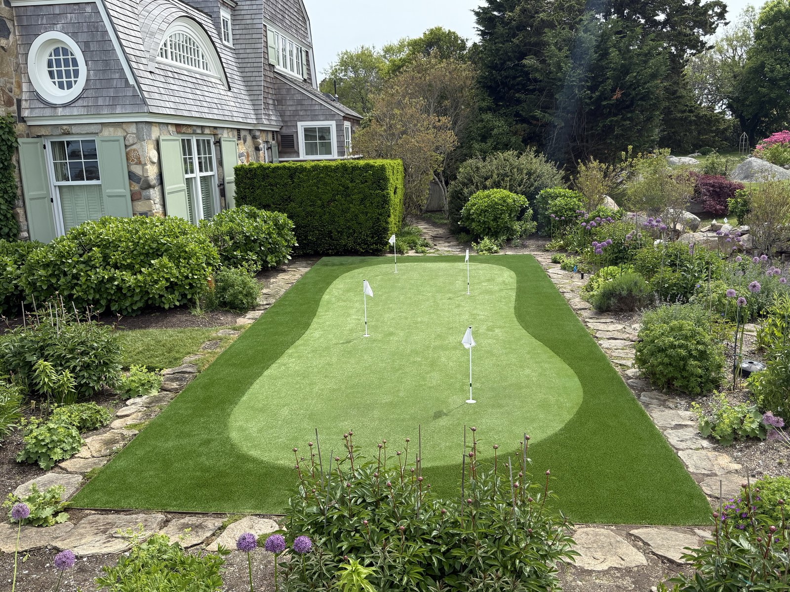 Custom putting green project